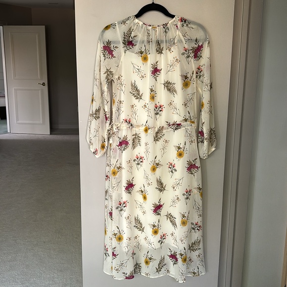 Uniqlo Maxi/Midi Floral & Cream Flowy Dress, Size XS - Picture 8 of 9